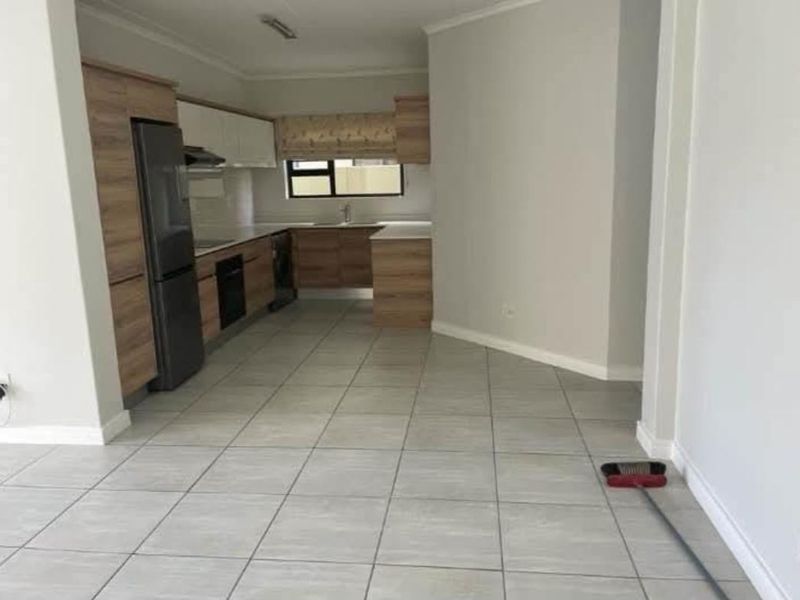 2 bed 2bath to rent in Waterfall ,Midrand - Photo 7