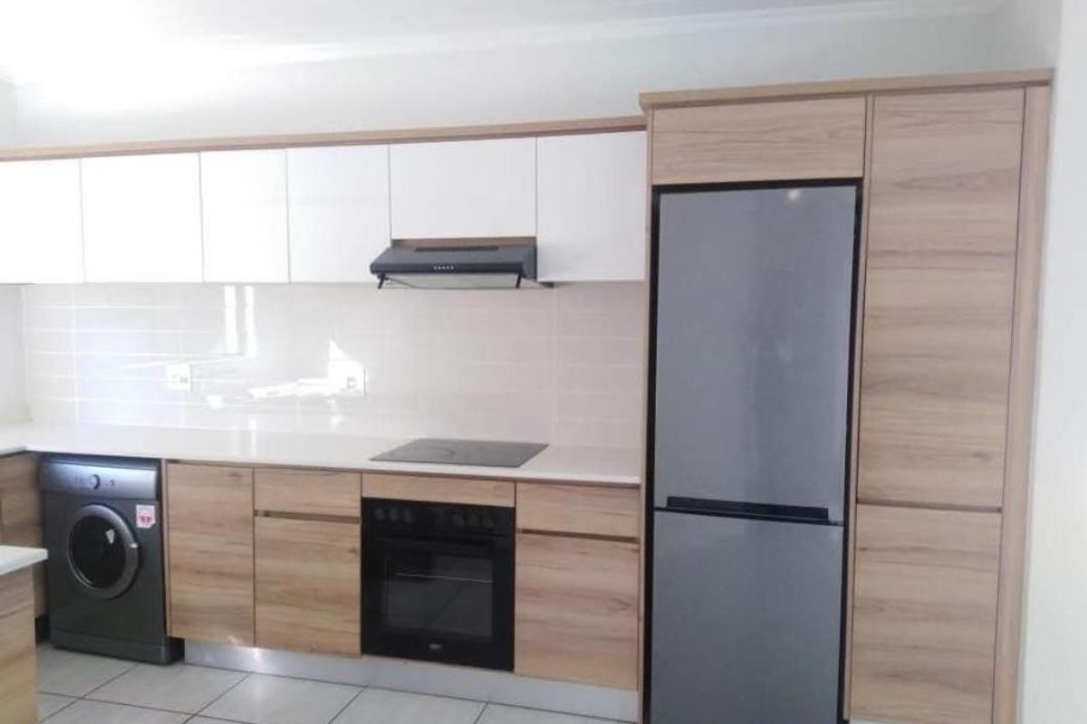 2 bed 2bath to rent in Waterfall ,Midrand - Photo 2