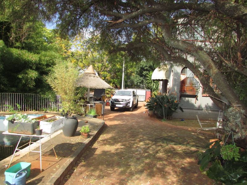 Colbyn Property with Exceptional Business Potential - Photo 7