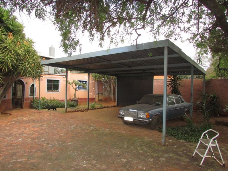 Colbyn Property with Exceptional Business Potential - Photo 10