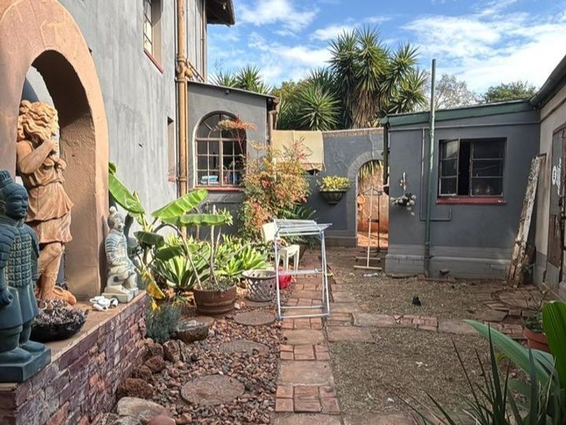 Colbyn Property with Exceptional Business Potential - Photo 5