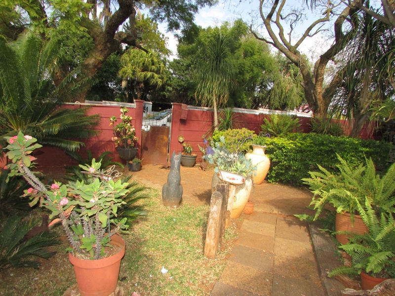 Colbyn Property with Exceptional Business Potential - Photo 3