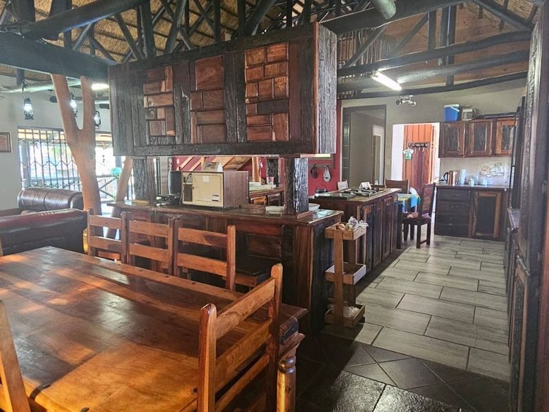 Stunning House in Panorama Kroonstad - Photo 3