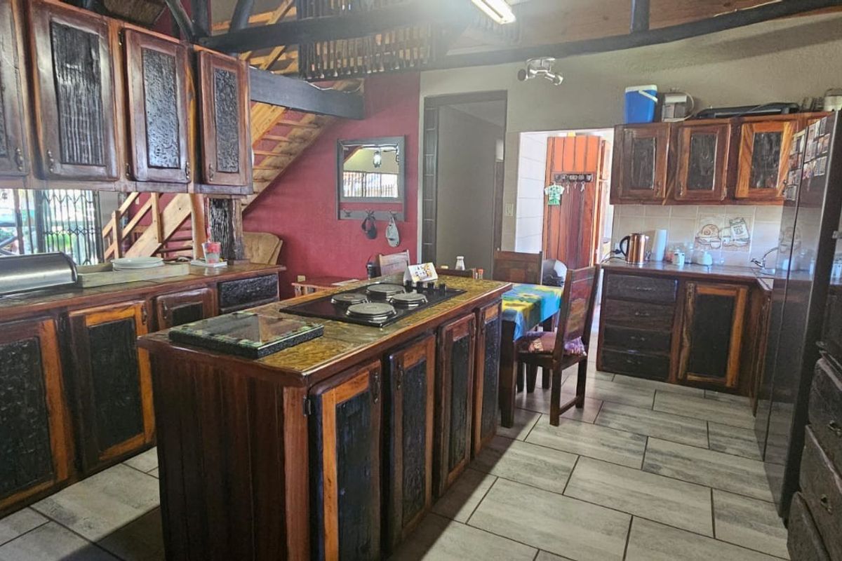 Stunning House in Panorama Kroonstad - Photo 4