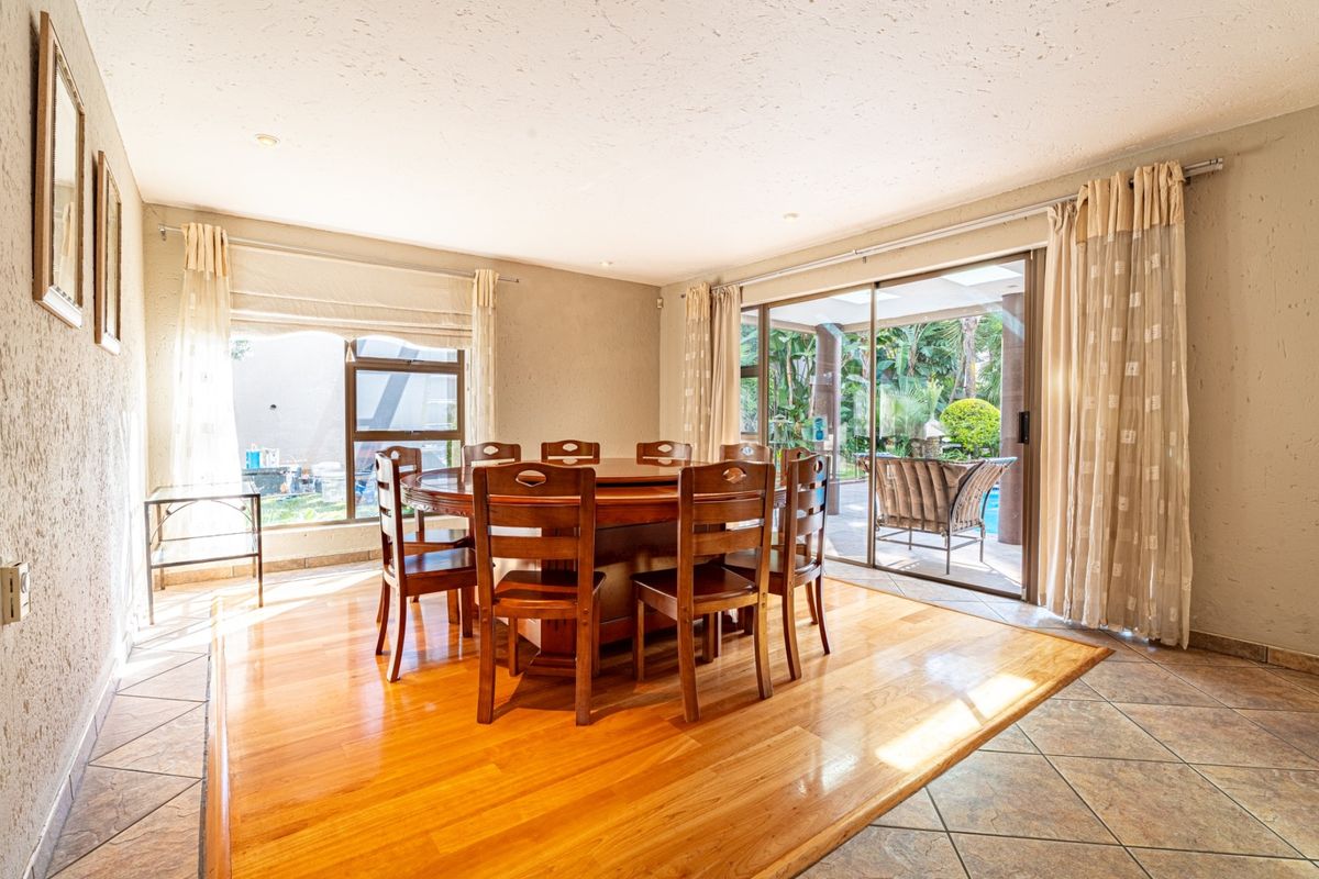 Timeless Elegance in the Heart of Kyalami Estates - A Semi-Furnished Masterpiece - Photo 5