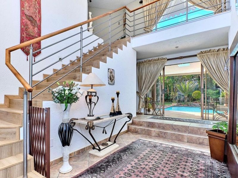 Timeless Elegance in the Heart of Kyalami Estates - A Semi-Furnished Masterpiece - Photo 3