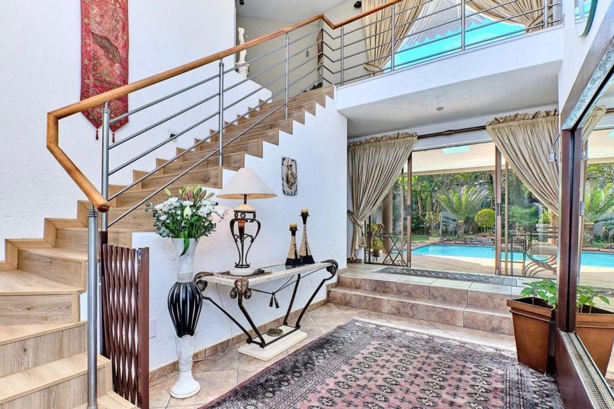 Timeless Elegance in the Heart of Kyalami Estates - A Semi-Furnished Masterpiece - Photo 3