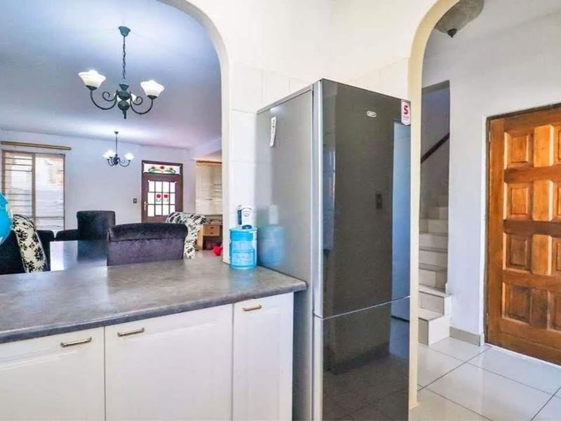 Townhouse For Sale in Vorna Valley, Midrand - Photo 7