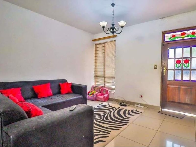 Townhouse For Sale in Vorna Valley, Midrand - Photo 10