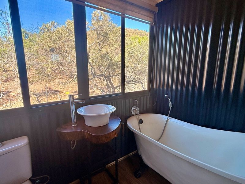 Exceptional 21,5Ha Off-Grid Game farm For Sale - Photo 3