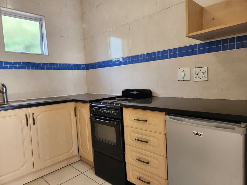 Apartment To Rent in Waverley, Johannesburg - Photo 9