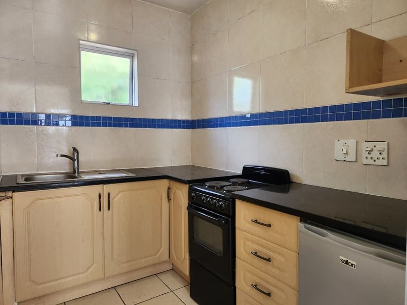 Apartment To Rent in Waverley, Johannesburg - Photo 8