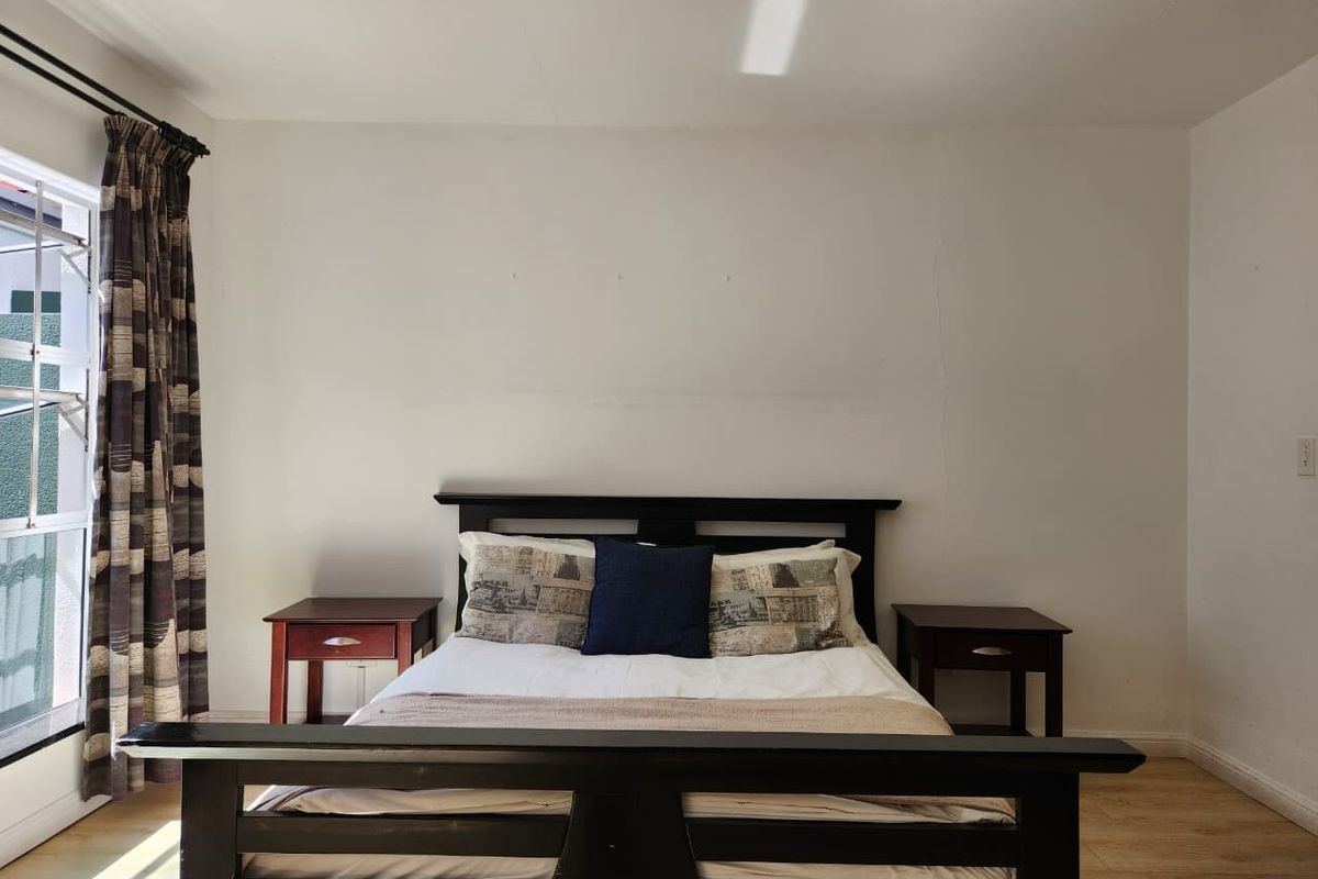 Apartment To Rent in Waverley, Johannesburg - Photo 5