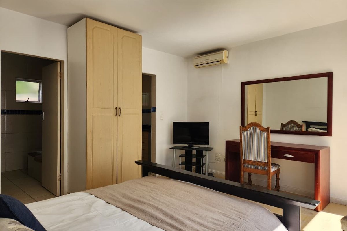 Apartment To Rent in Waverley, Johannesburg - Photo 3