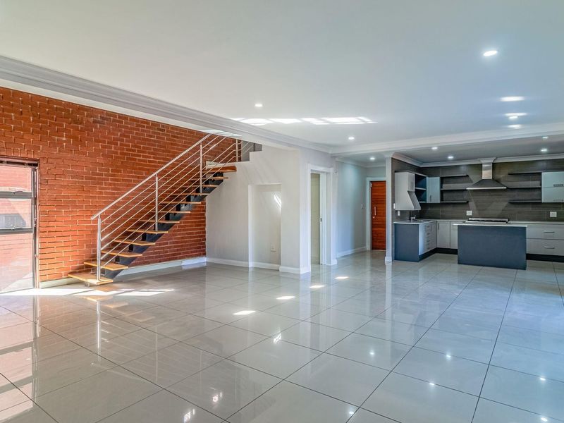Townhouse For Sale in Willowbrook, Roodepoort - Photo 8