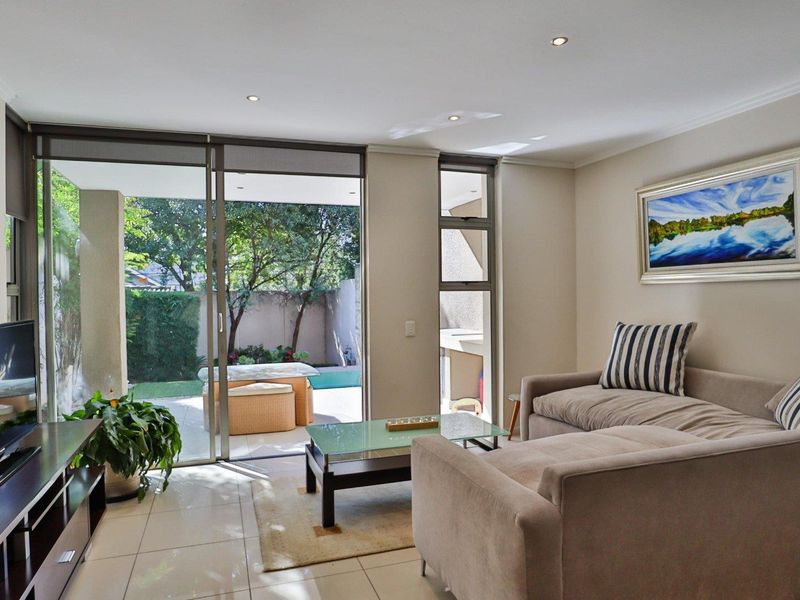 Townhouse For Sale in Parkmore, Sandton - Photo 4