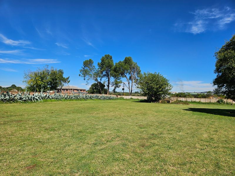 Small Holding For Sale in Raslou AH, Centurion - Photo 9
