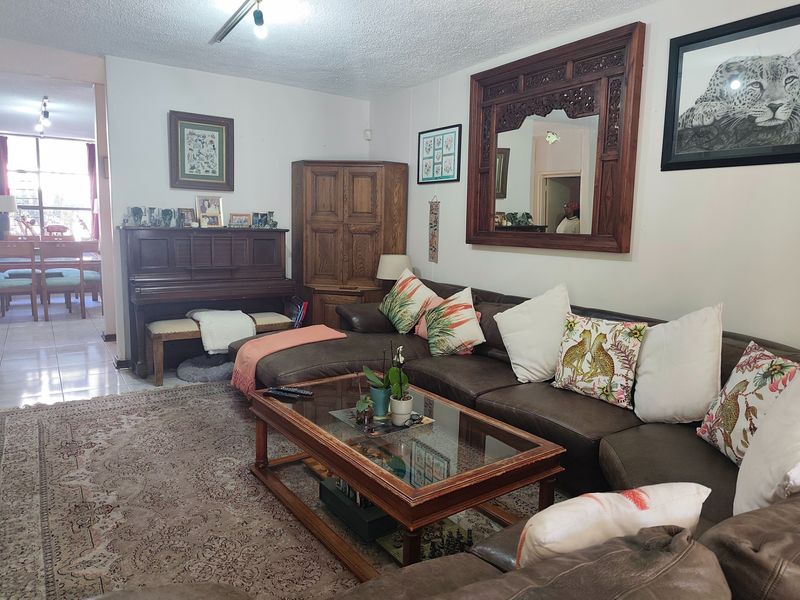 Apartment To Rent in Sandton Central, Sandton - Photo 5