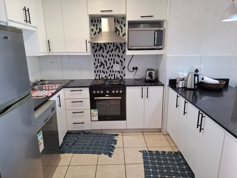 Apartment To Rent in Lawrence Rocks, Margate, KwaZulu Natal - Photo 3