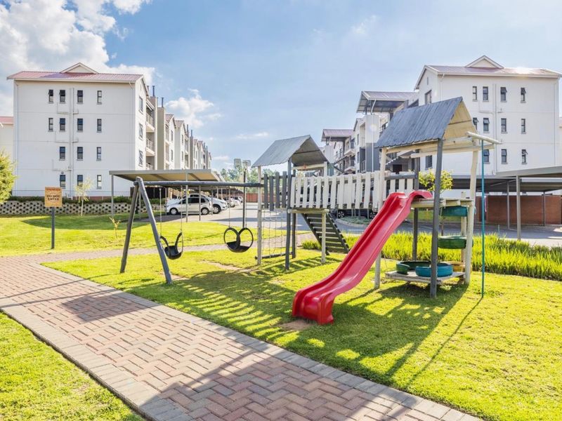 Apartment To Rent in Modderfontein, Edenvale - Photo 4