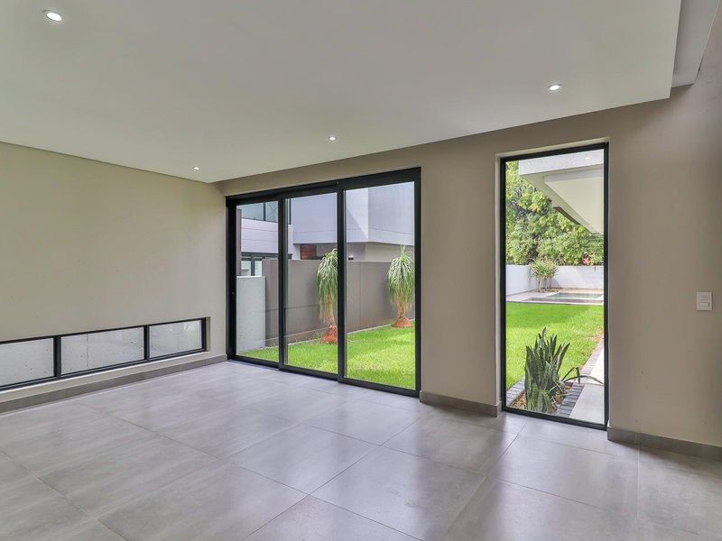Townhouse To Rent in Sandton - Photo 5