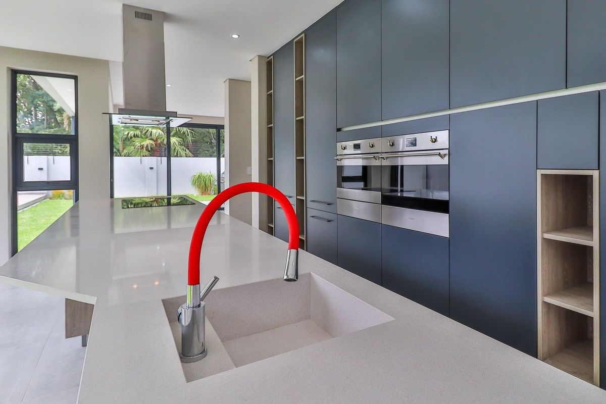 Townhouse To Rent in Sandton - Photo 4