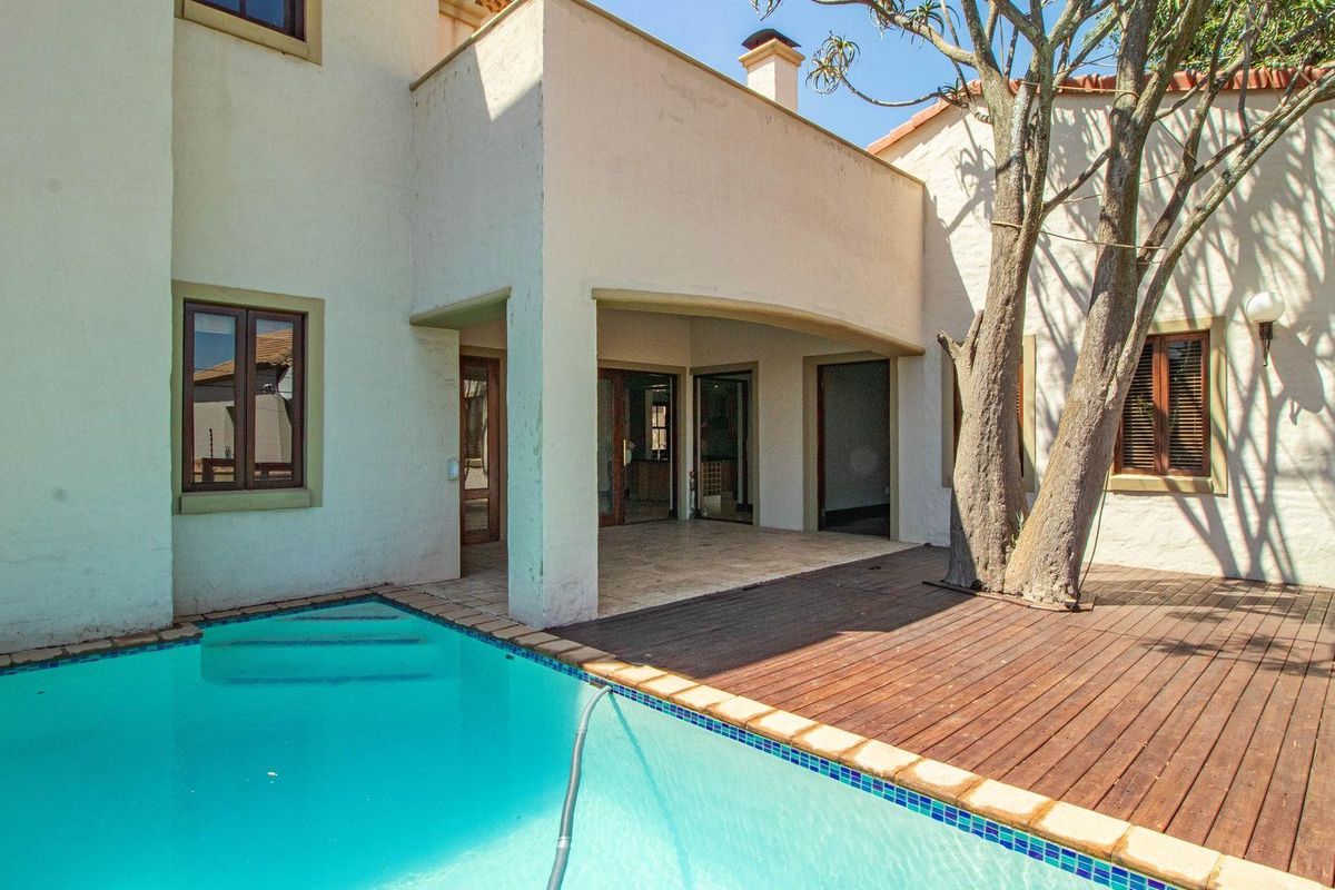 House To Rent in Waterkloof 101 Estate, Waterkloof Ridge, Pretoria - Photo 2