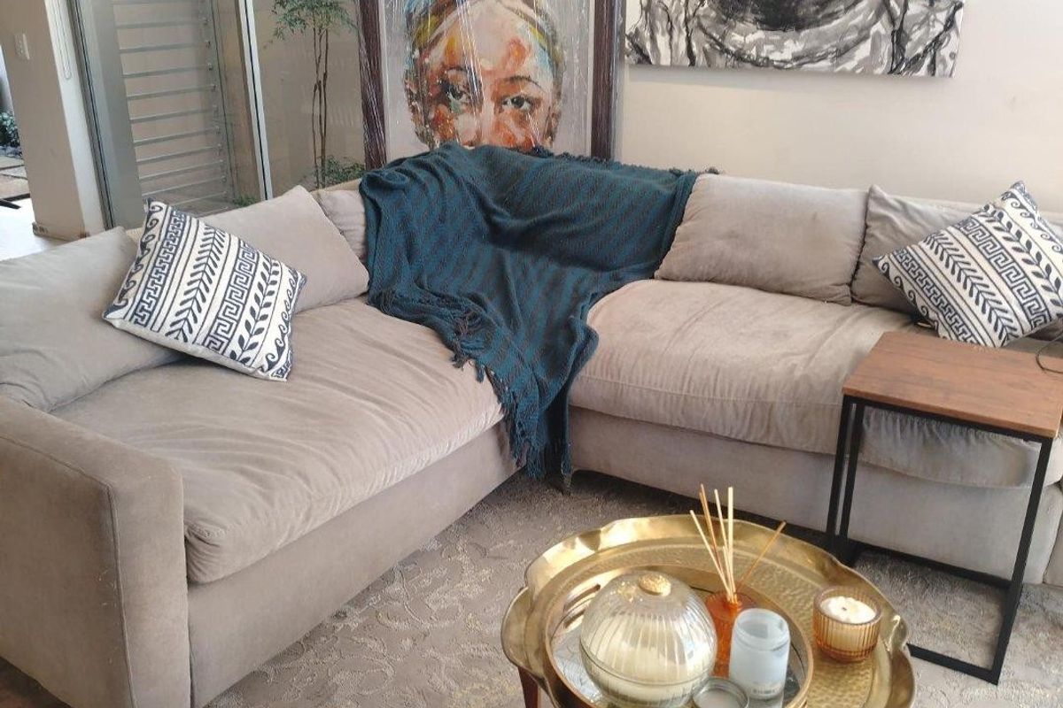 Townhouse To Rent in Parkmore, Sandton - Photo 4