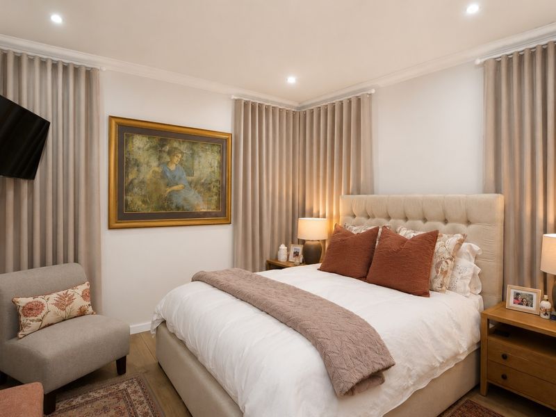 Townhouse For Sale in Vierlanden, Durbanville - Photo 3