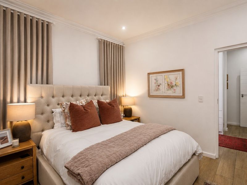 Townhouse For Sale in Vierlanden, Durbanville - Photo 4