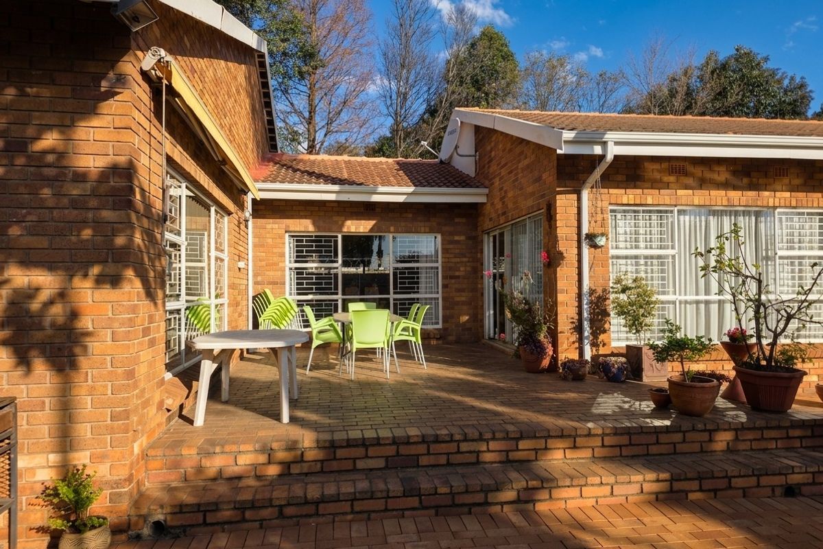 Glen Marais - 4 Bedroom / 2 bath and Study - Photo 2