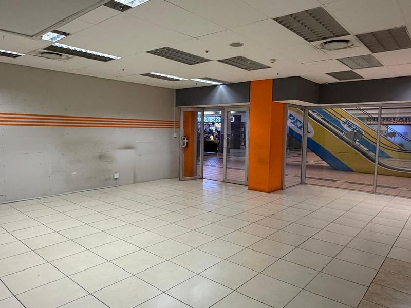Retail Space To Rent in Cape Town City Centre, Cape Town - Photo 8
