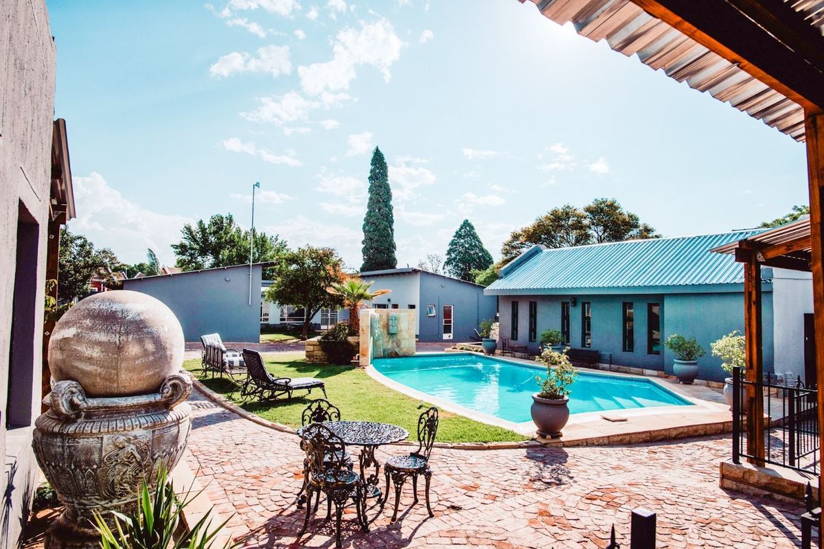 Guest House For Sale in Panorama, Kroonstad - Photo 5