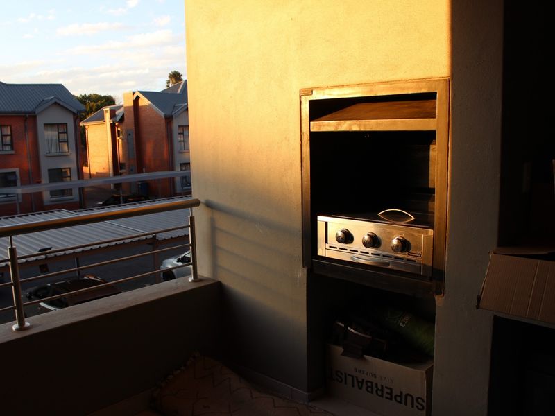 2 Bedroom Apartment For Sale in Irene, Centurion - Photo 4