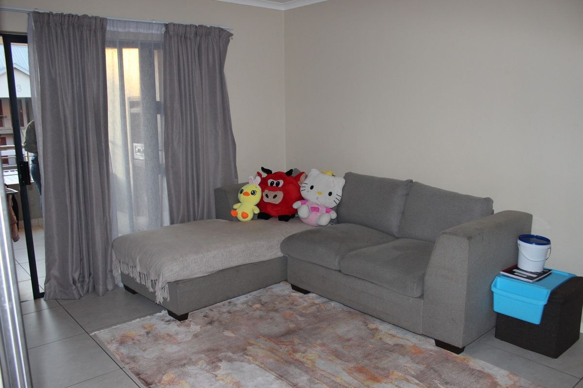 2 Bedroom Apartment For Sale in Irene, Centurion - Photo 2