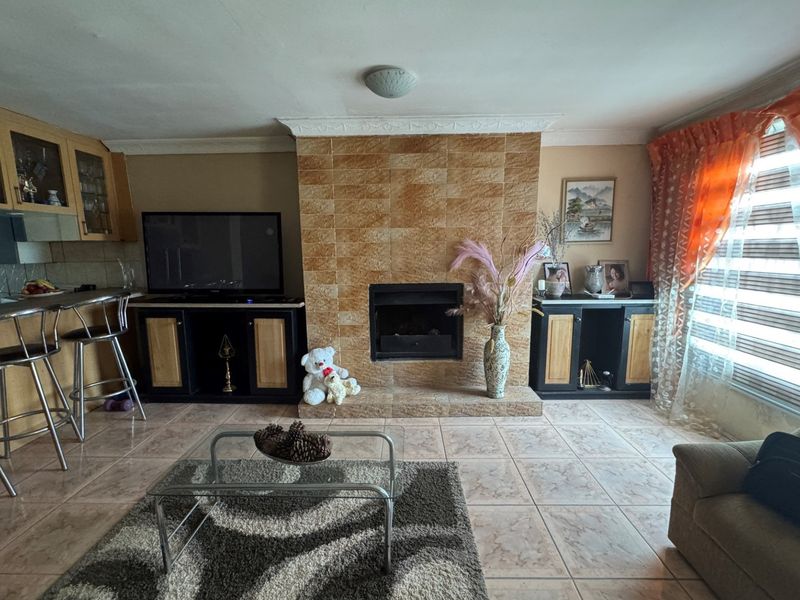 Spacious Home with Income Potential in Malibu Village! - Photo 6