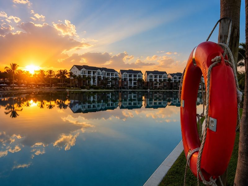 Luxury Fully Furnished Unit  |  1 Bedroom Rental Apartment | The Blyde Crystal Lagoon - Photo 3