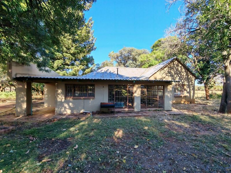 Operational Chicken Farm for Sale - 20 Hectares in Bela Bela - Photo 7