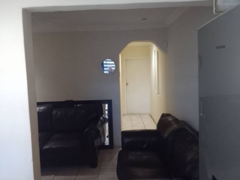 House For Sale in Meadowlands, Soweto - Photo 8