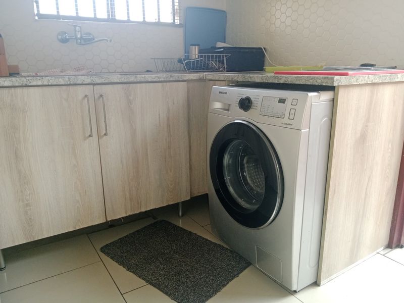 3 Bedroom House For Sale in Soshanguve East Ext 5, Soshanguve East, Soshanguve - Photo 4