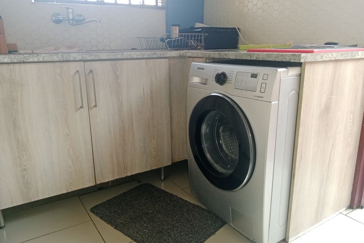 3 Bedroom House For Sale in Soshanguve East Ext 5, Soshanguve East, Soshanguve - Photo 4