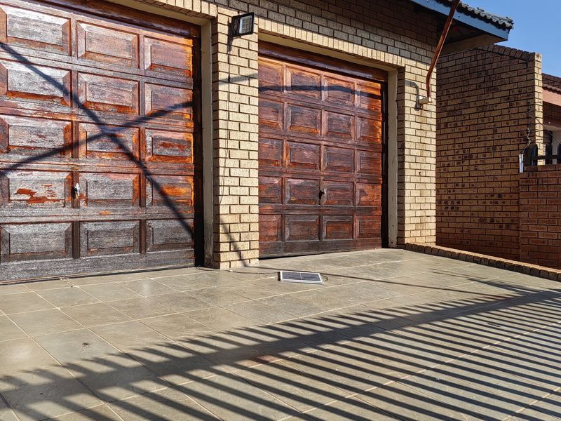 Family home To Let in  Flora Park, Polokwane - Photo 8