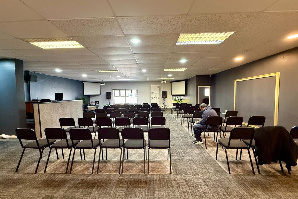Versatile 252m2 Commercial Space in Prime Location - Photo 3