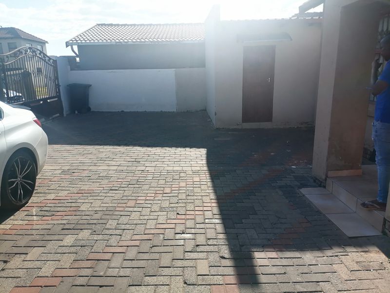 House For Sale in Birch Acres, Kempton Park - Photo 5