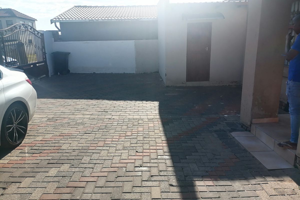 House For Sale in Birch Acres, Kempton Park - Photo 5