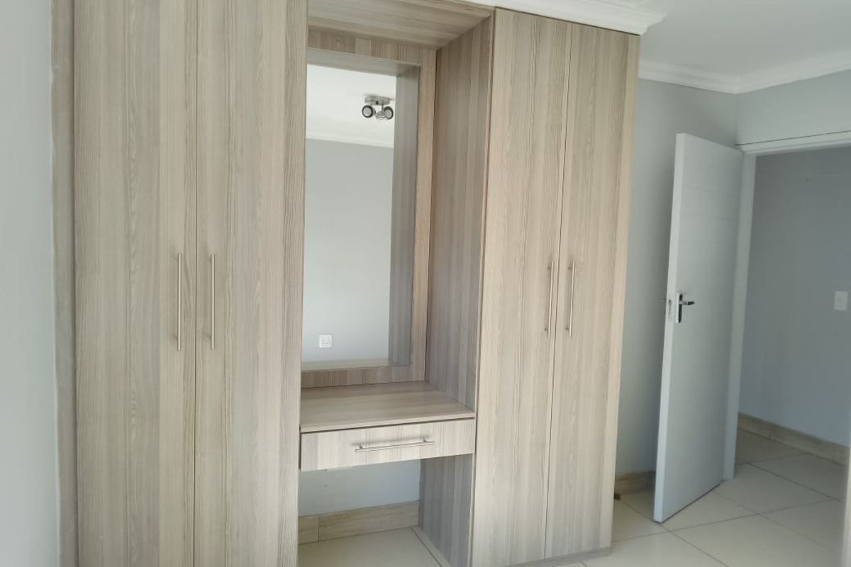 Splendid Apartment For Sale in Pretoria North, Pretoria - Photo 4