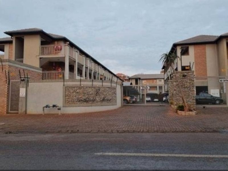 Splendid Apartment For Sale in Pretoria North, Pretoria - Photo 10
