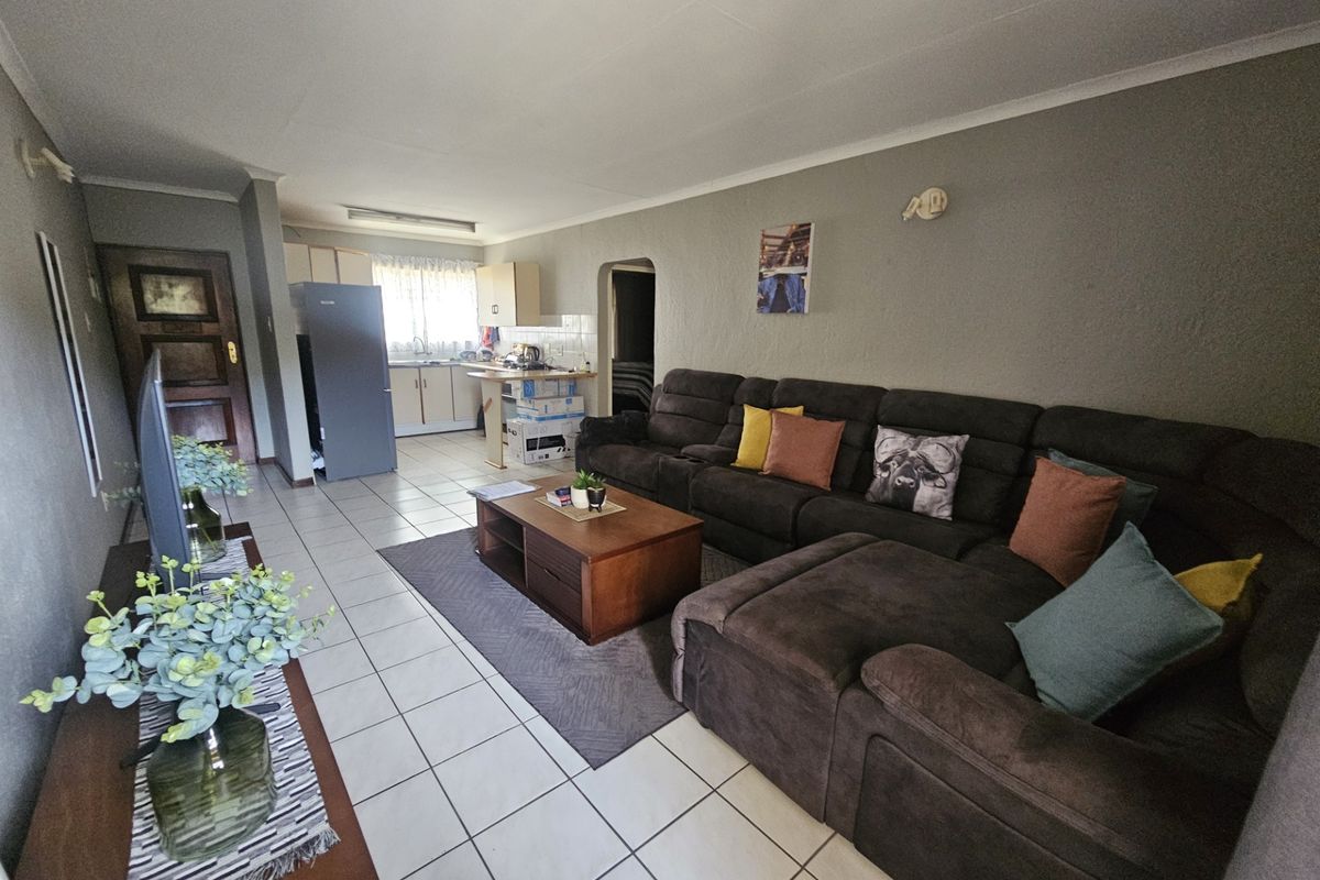 Apartment For Sale in Nelspruit Ext 11, Nelspruit - Photo 3