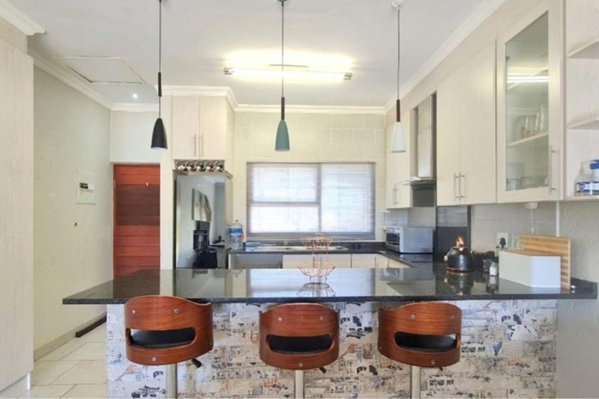 Apartment For Sale in Key West Estate, Hartbeespoort, North West - Photo 2
