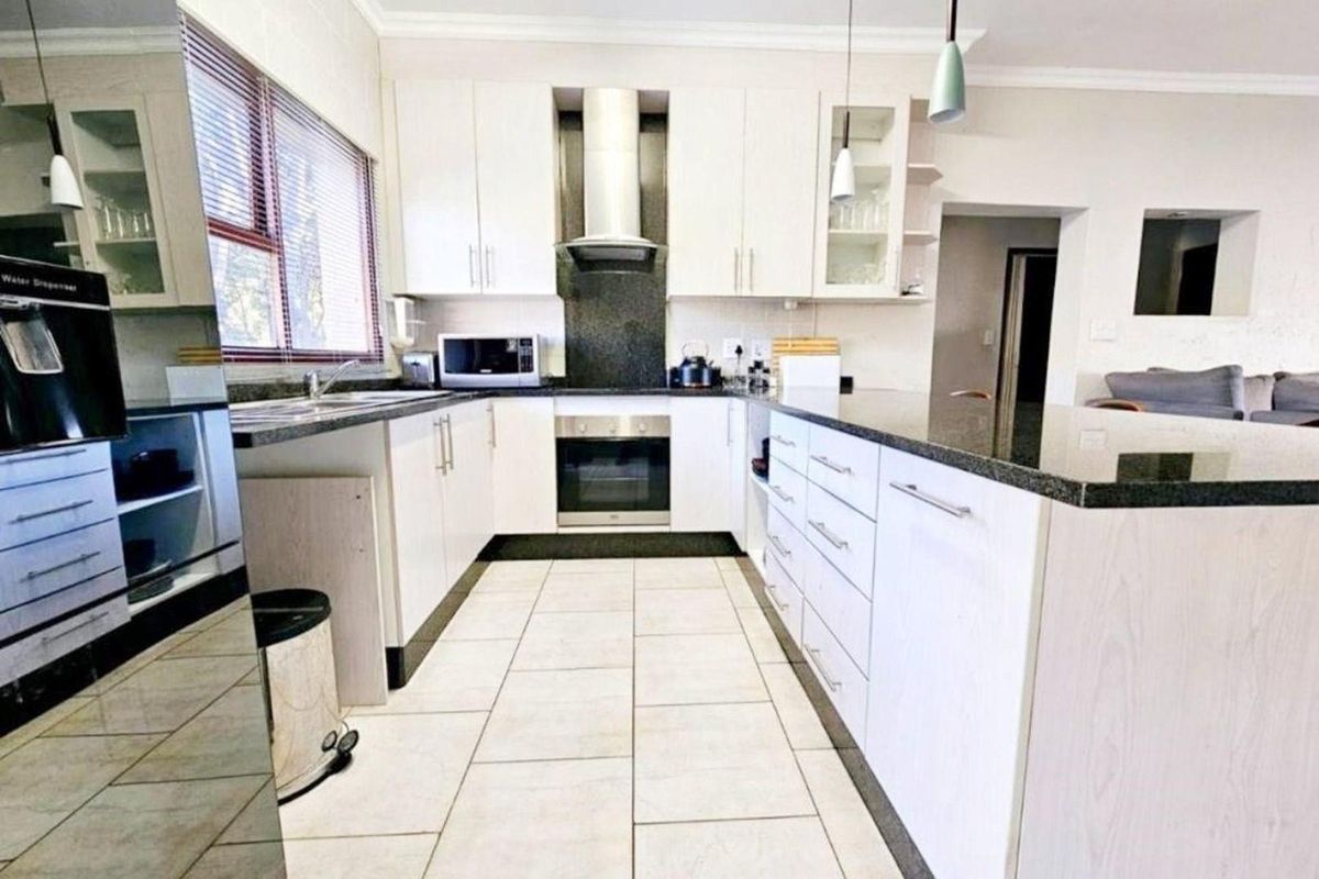 Apartment For Sale in Key West Estate, Hartbeespoort, North West - Photo 4